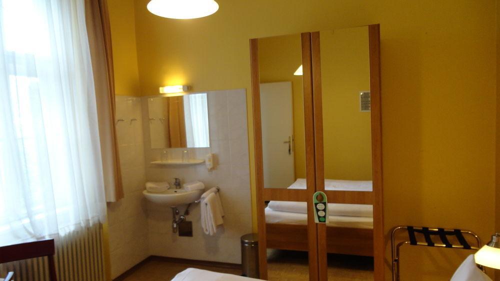 Lehrerhaus Hotel Vienne