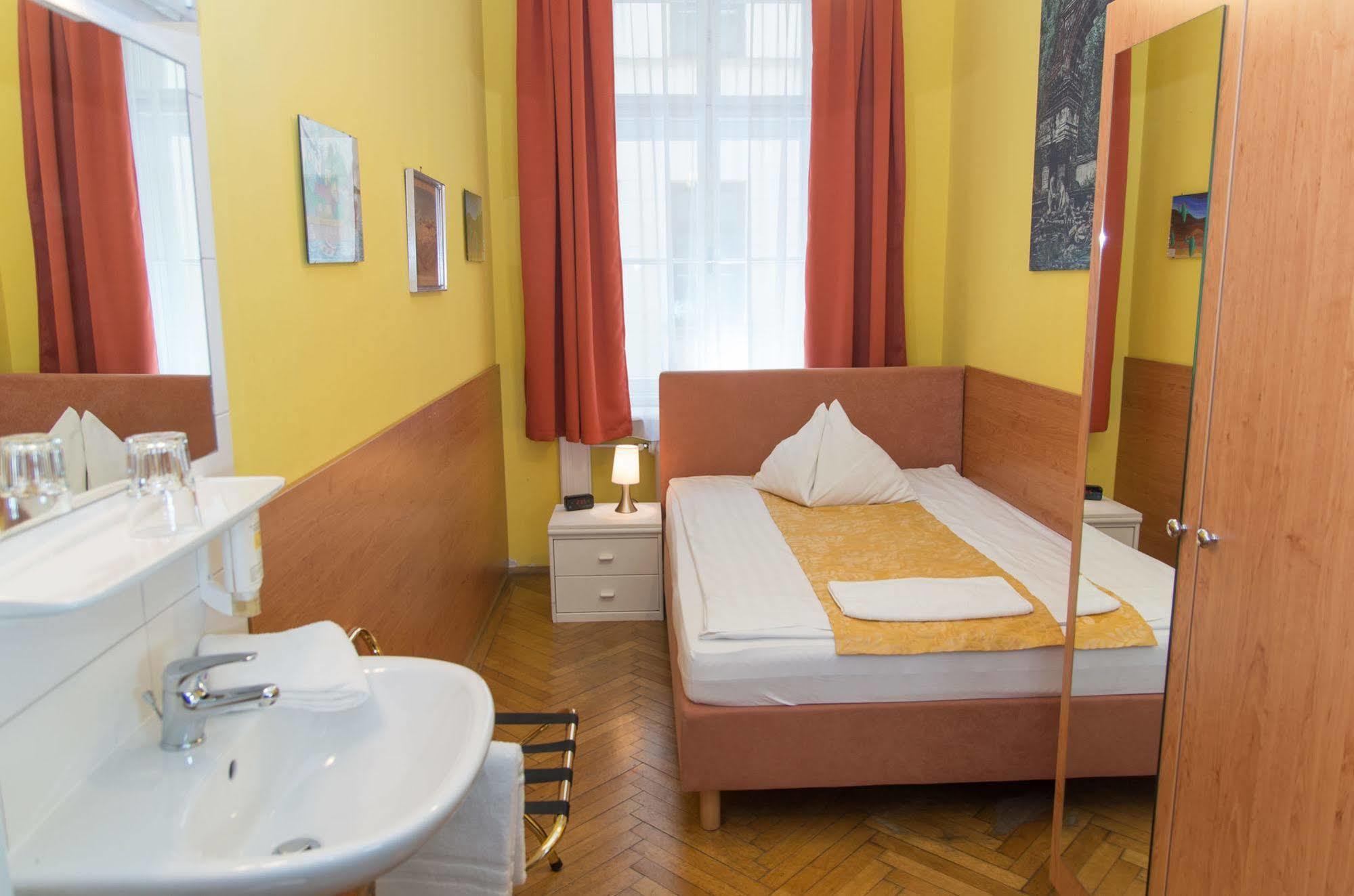 Lehrerhaus Hotel Vienne